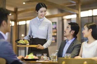 餐饮店给顾客留下良好印象的十大营销,让顾客看得见你们的服务!